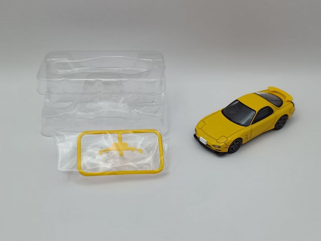 トミカリミテッドヴィンテージネオ　ロータリーエンジン誕生30周年記念限定車