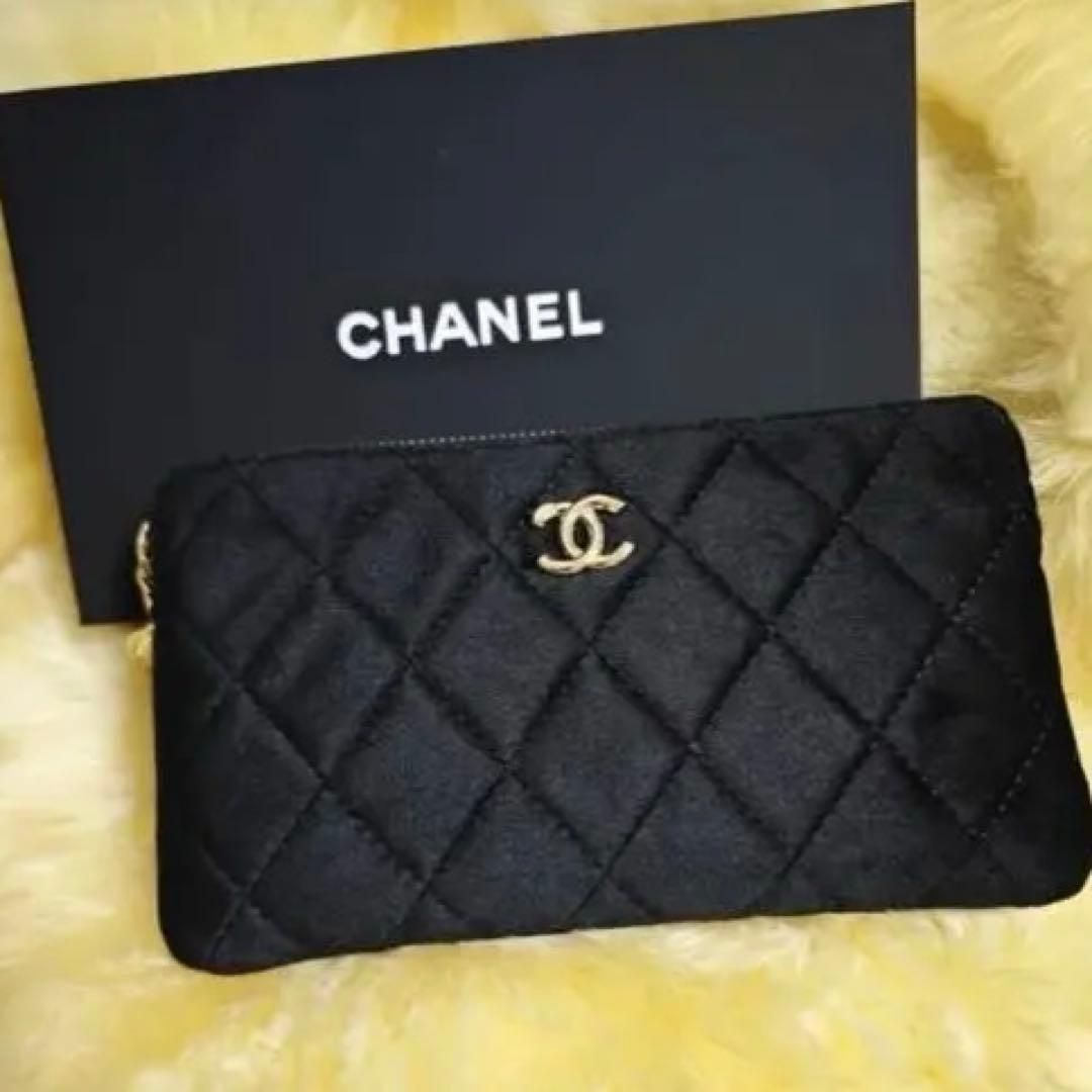 [新品]CHANELシャネル　ベルベット調　コスメメイクアップポーチ　ノベルティ