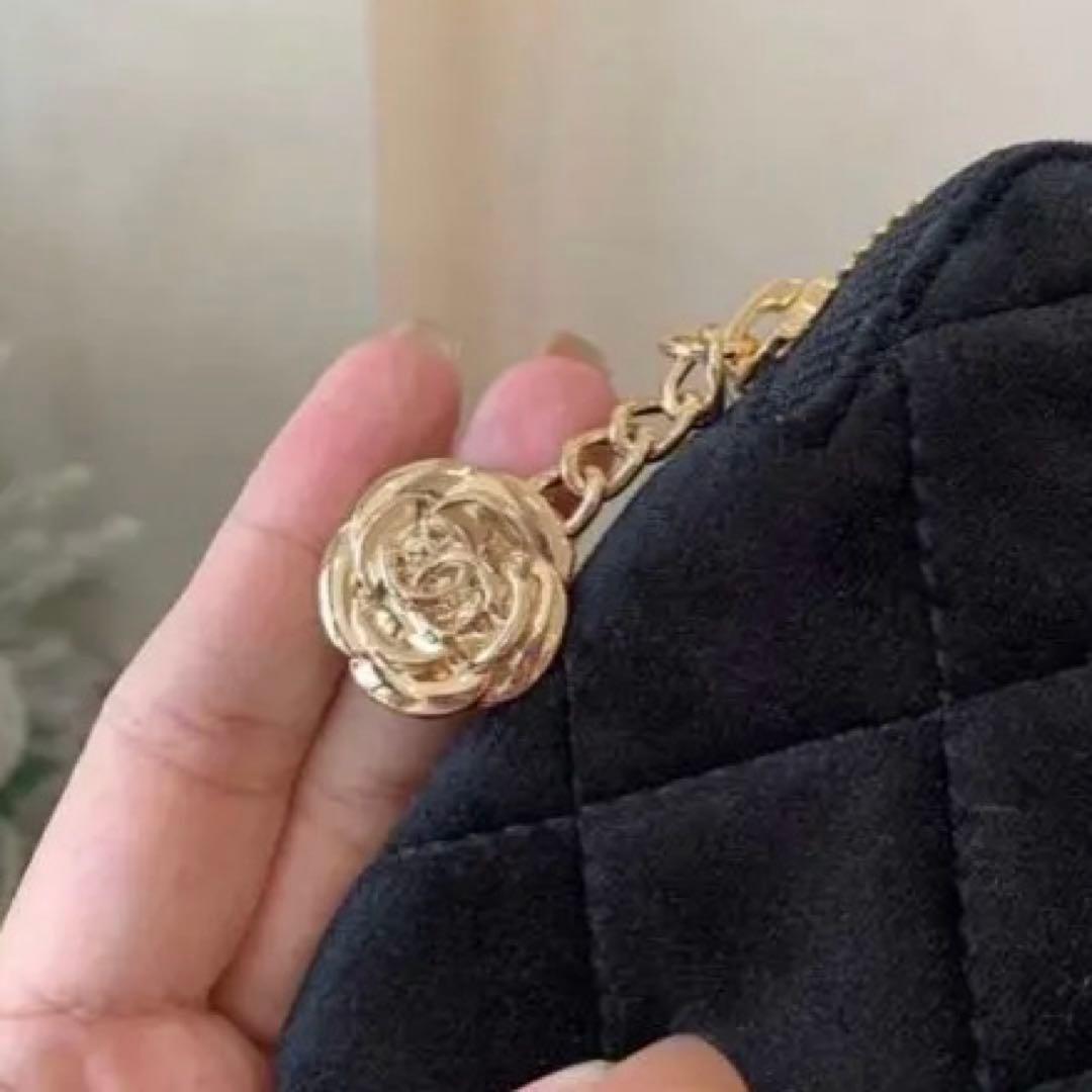 [新品]CHANELシャネル　ベルベット調　コスメメイクアップポーチ　ノベルティ
