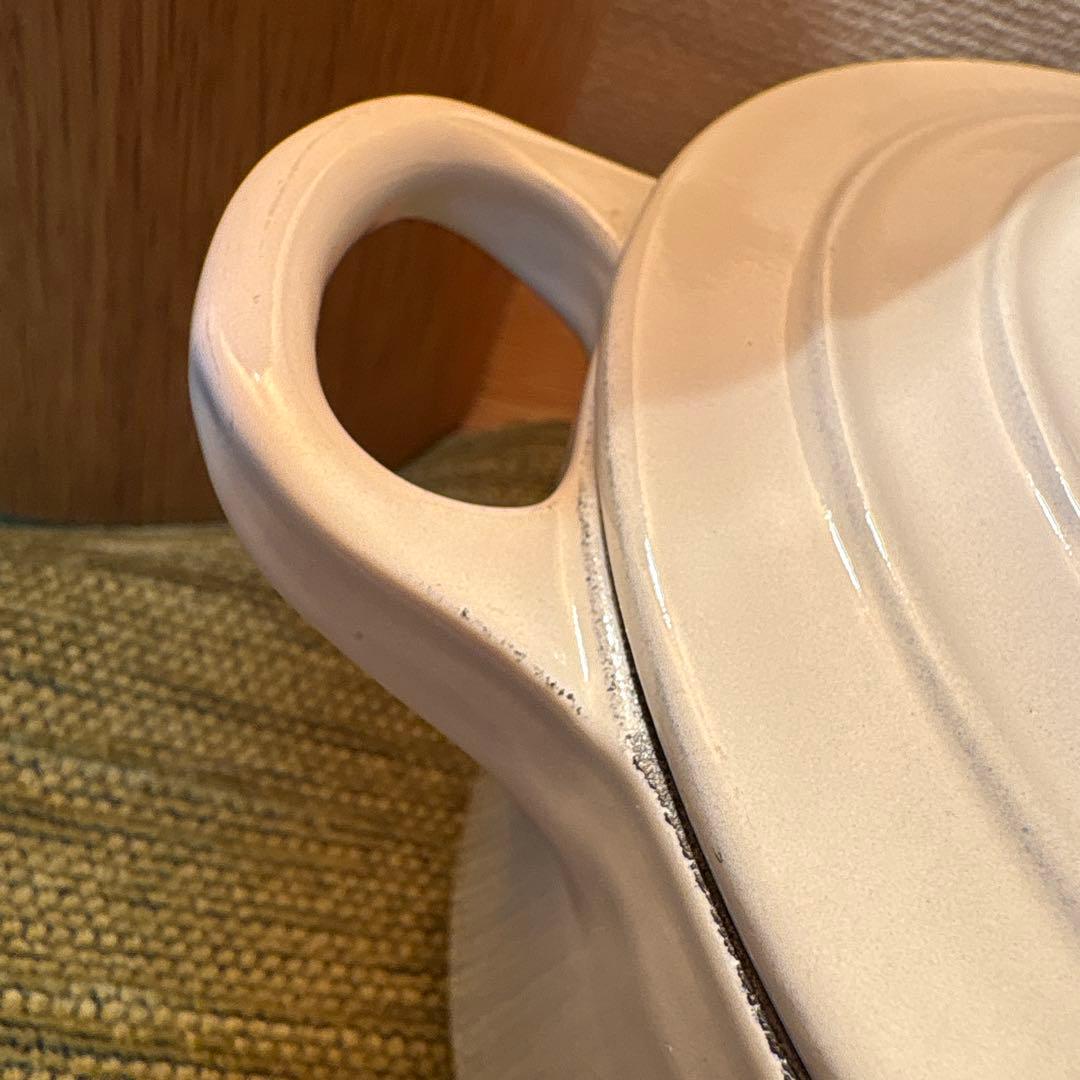 ルクルーゼ ココットロンド 両手鍋　ホワイト　18cm