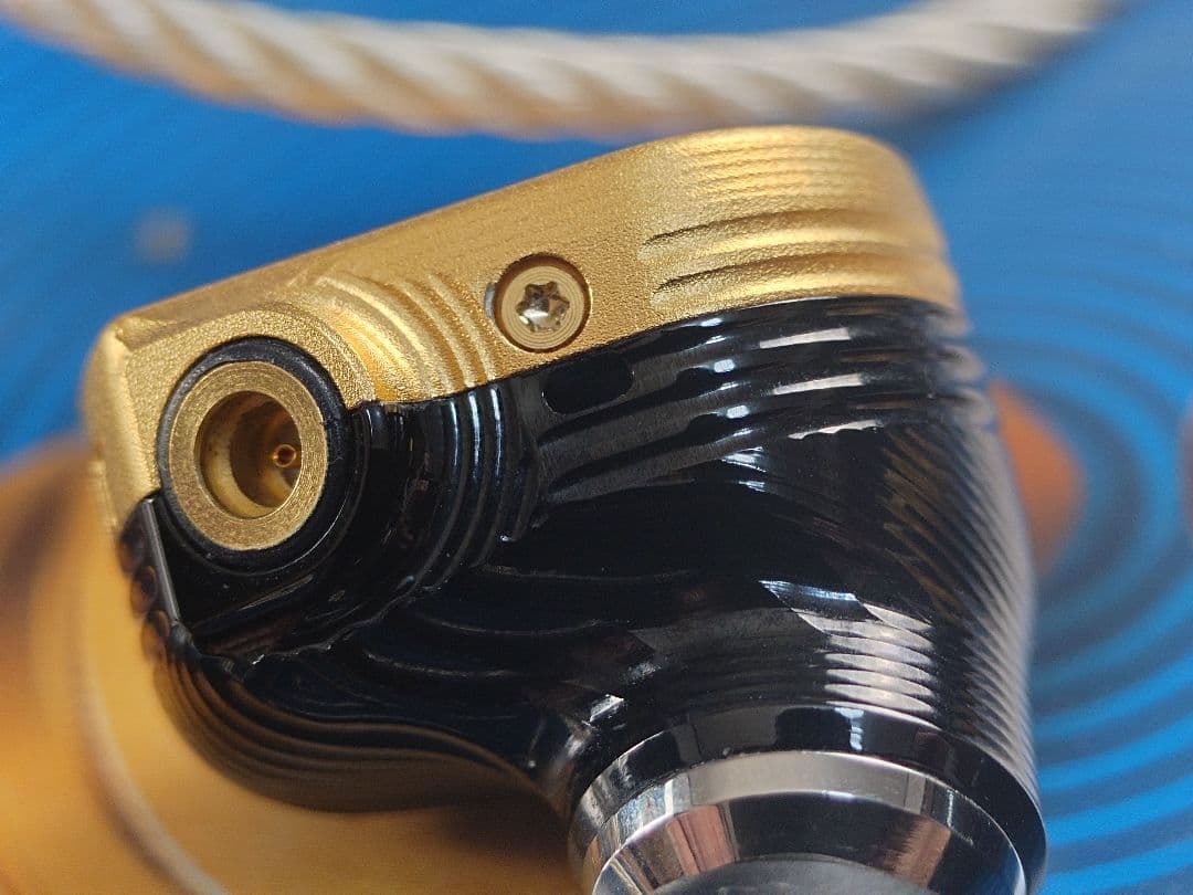 Campfire audio Solaris 筐体のみ美品