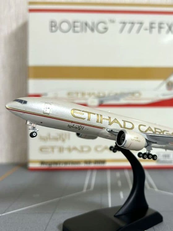 ♪︎Boeing 777-FFX エティハドカーゴ 1:400