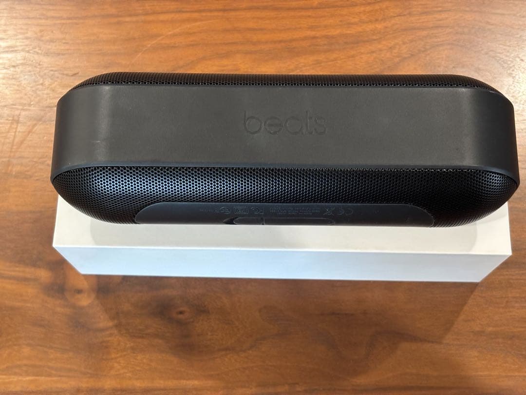 Beats Pill+ ブラック ワイヤレススピーカー