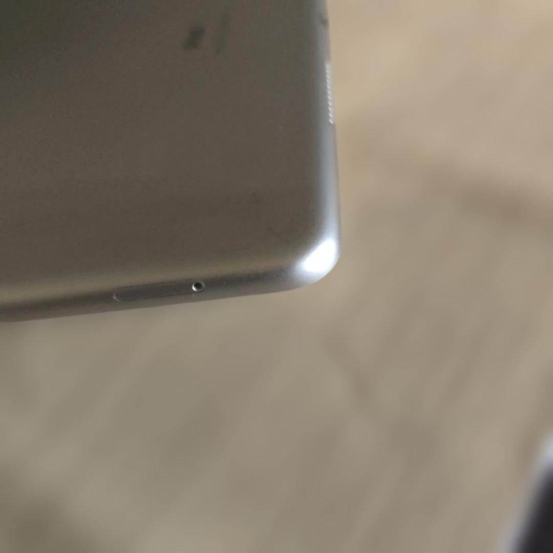 山*内様 Pad Air第3世代/64GBシルバーWi-Fi+Cellul　83