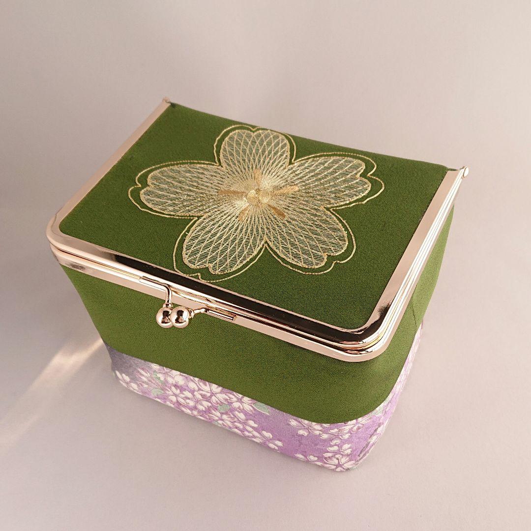 ご予約    京友禅 豪華金糸刺繍 ボックスがま口(鶯色)