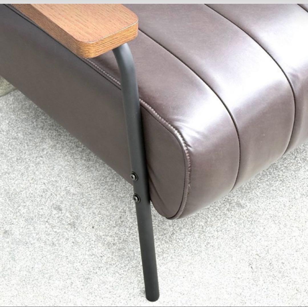 ニトリの2人掛けソファ　コンパクトなサイズ　　　　大阪府引取り限定