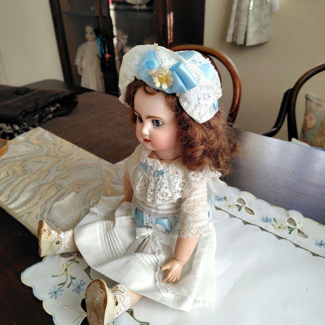最終価格38cm位のアンティークドール用ドレスとボネ　アンティークレース使用