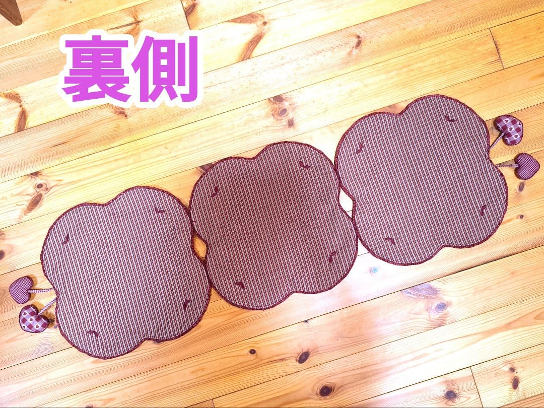 ⭐️アメリカンカントリー雑貨❤️　ෆりんごෆとハート♡ 波波テーブルセンター