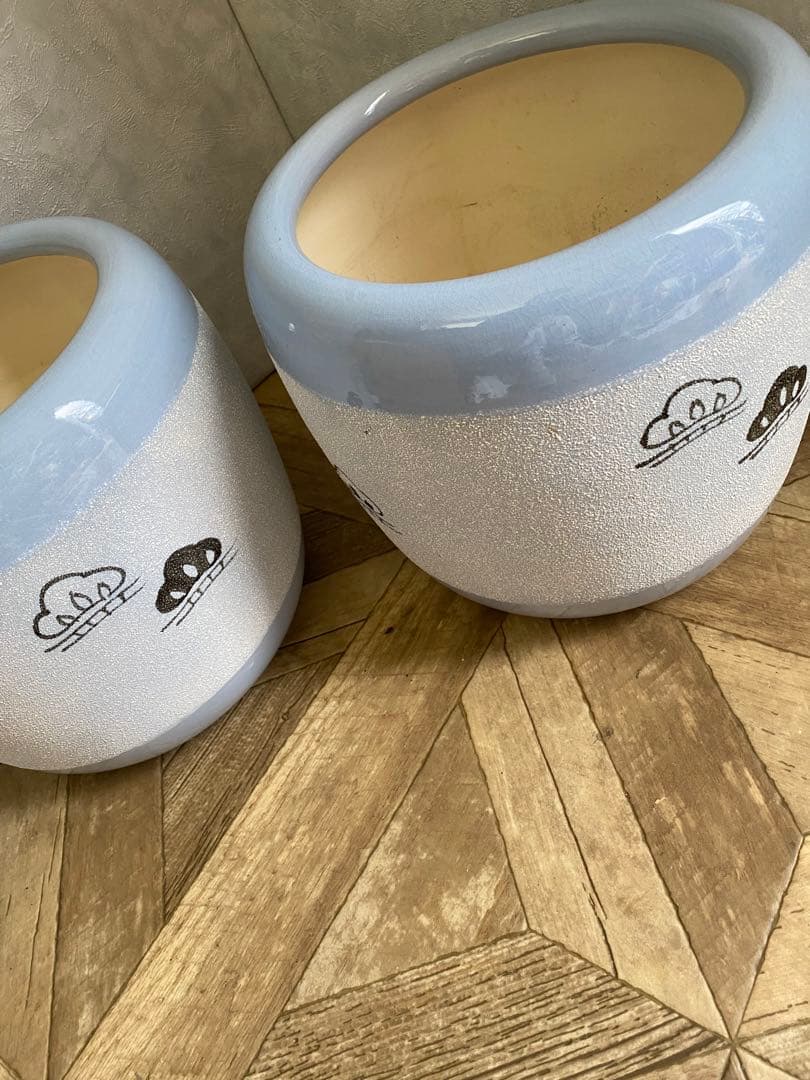 火鉢　2つ　メダカ鉢　睡蓮鉢　鉢カバー