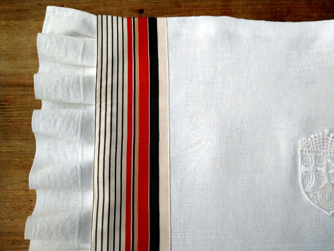 ※限定品※フランスアンティーク　ロゴ刺繍　トリコロールリボン　ティーマット