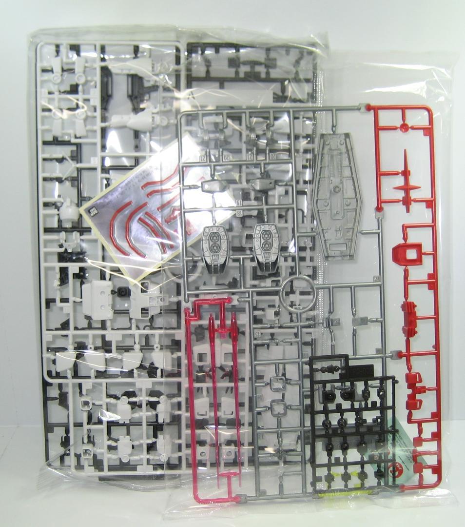 バンダイ　HG１/144　RX-78-2　ガンダム（JALオリジナルカラー）