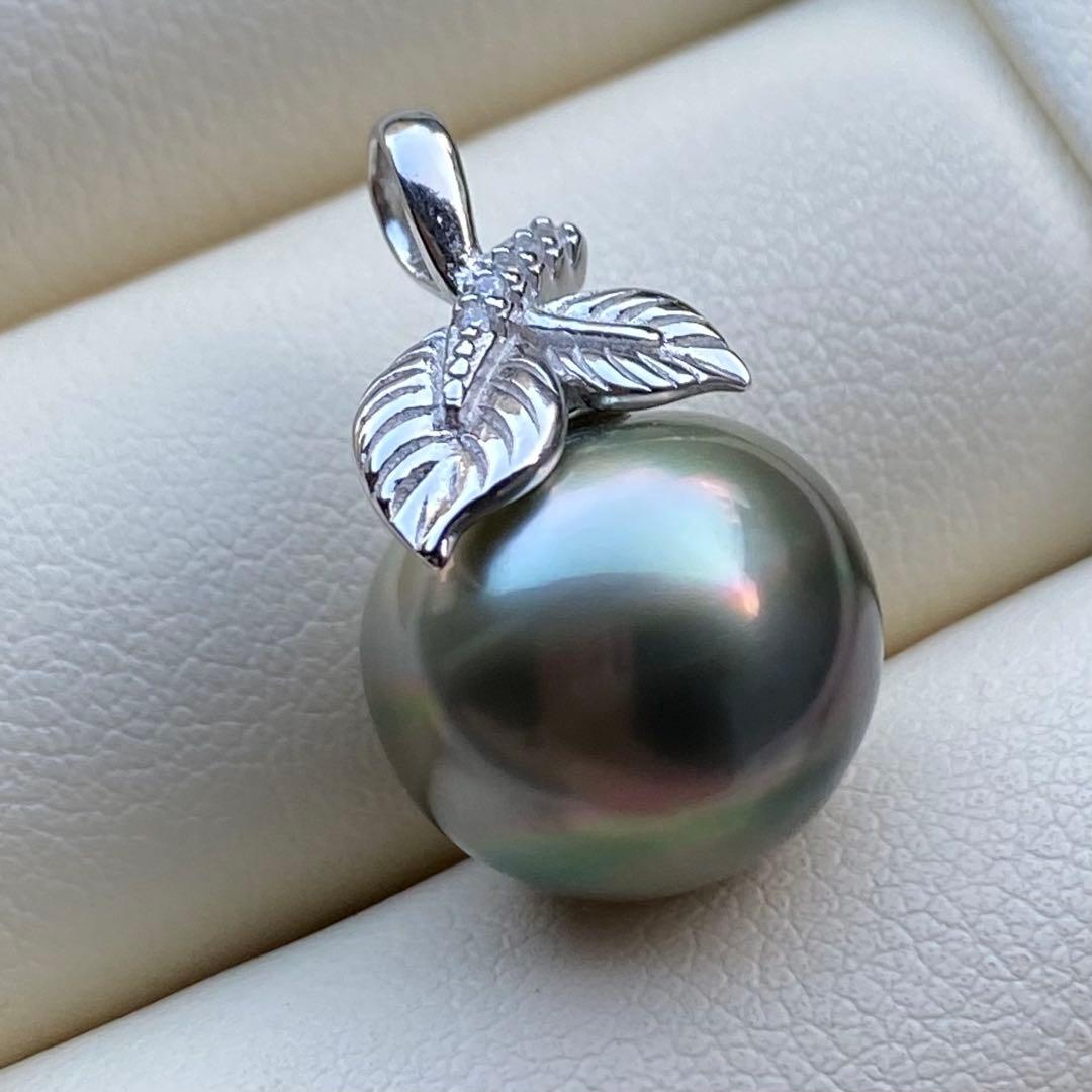 本真珠　南洋黒蝶真珠ネックレストップ　12.9mmグリーン虹色PT774