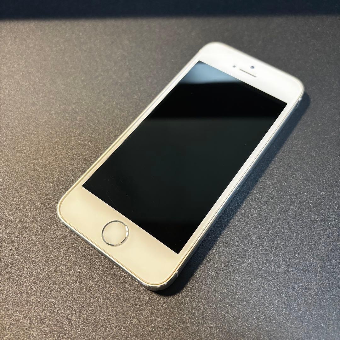 ✨バッテリー新品交換済み✨Apple iPhone 5s Silver 32GB