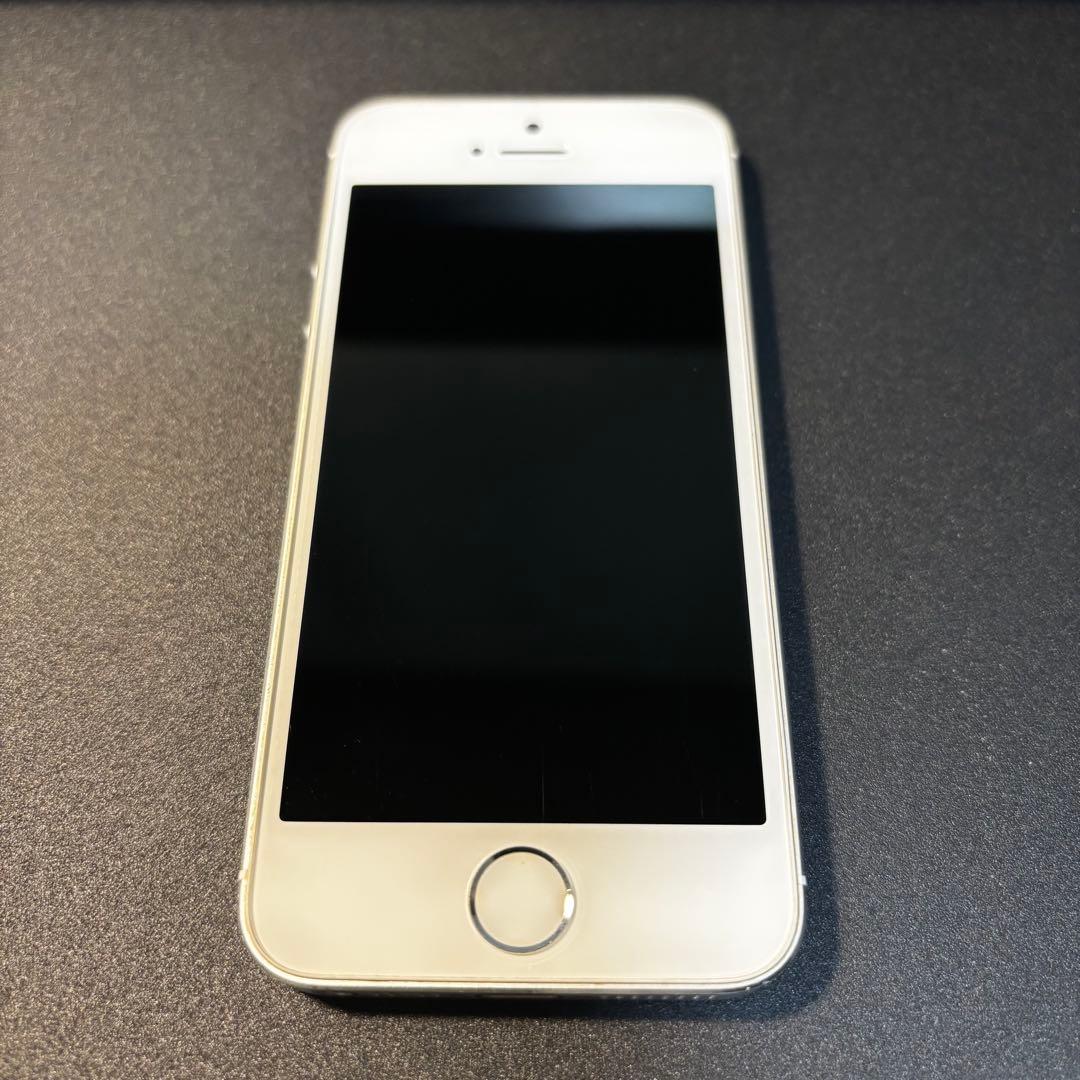 ✨バッテリー新品交換済み✨Apple iPhone 5s Silver 32GB
