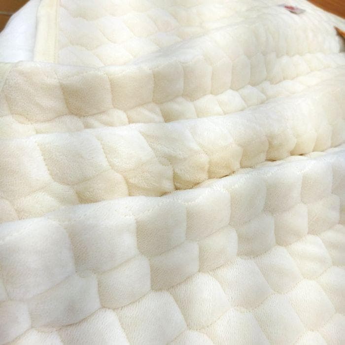 新品　 敷きパットシーツ　シングル 　綿100％　遠赤外線綿　 四隅ゴム付