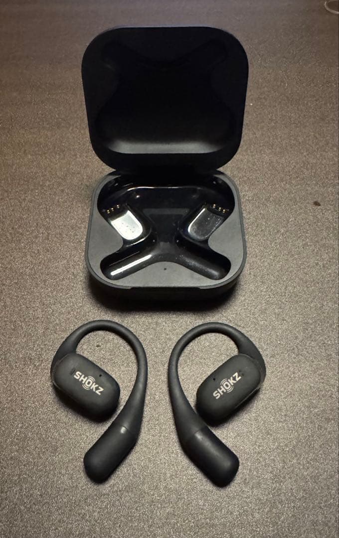 【値下げ】SHOKZ OPENFIT 骨伝導イヤホン ブラック