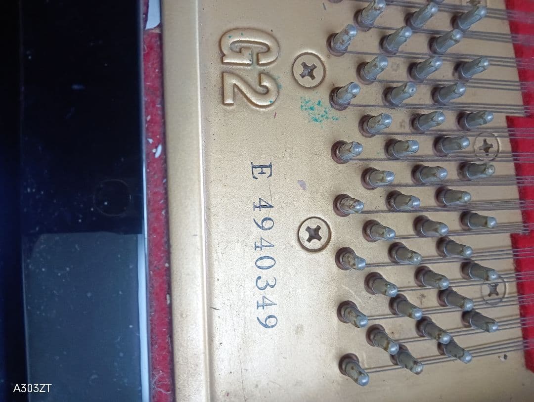 YAMAHA グランドピアノ 黒 光沢仕上げ