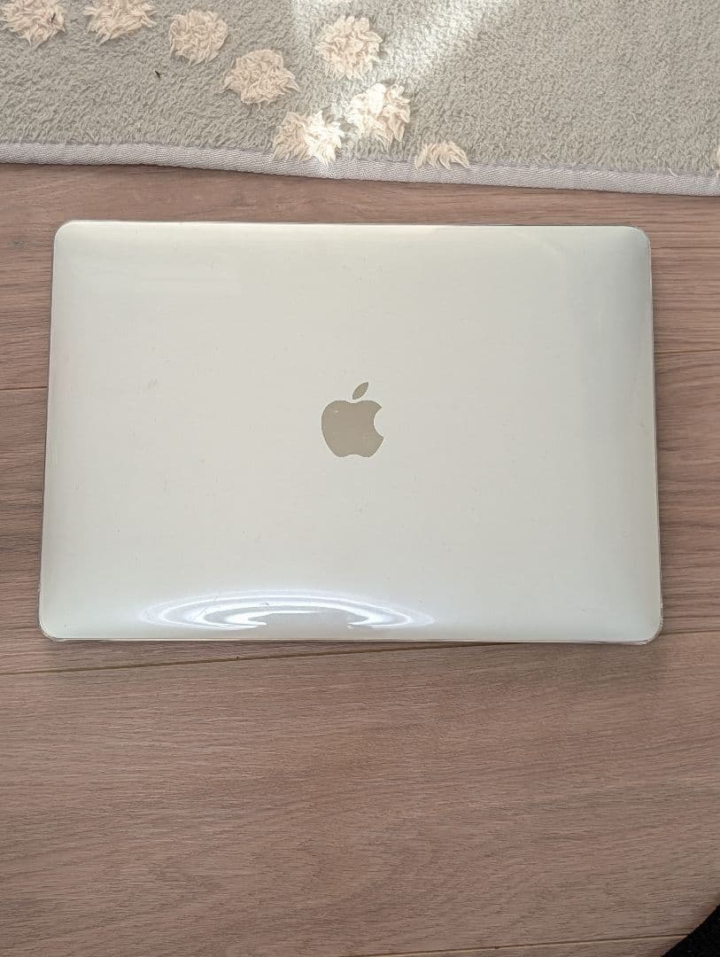 MacBookPro本体 (corei7,メモリ32GB,SSD 1TB)