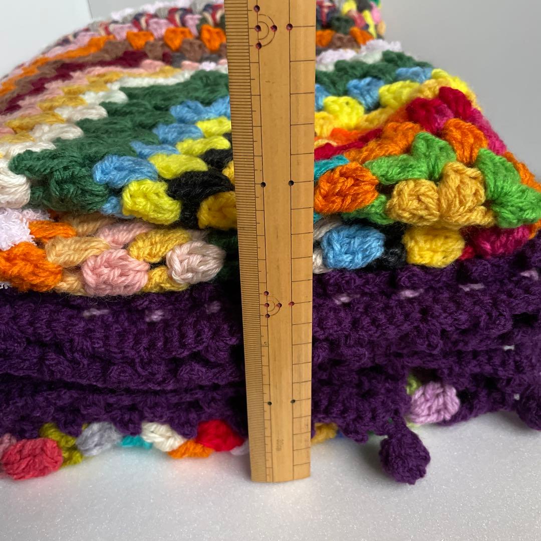 かぎ針編みグラニースクエアのマルチカバー　こたつカバー　ソファーカバー