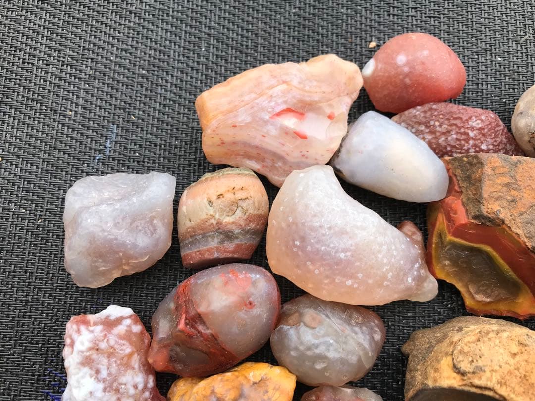 ゴビ石−1268 ゴビ瑪瑙　原石セット 大粒