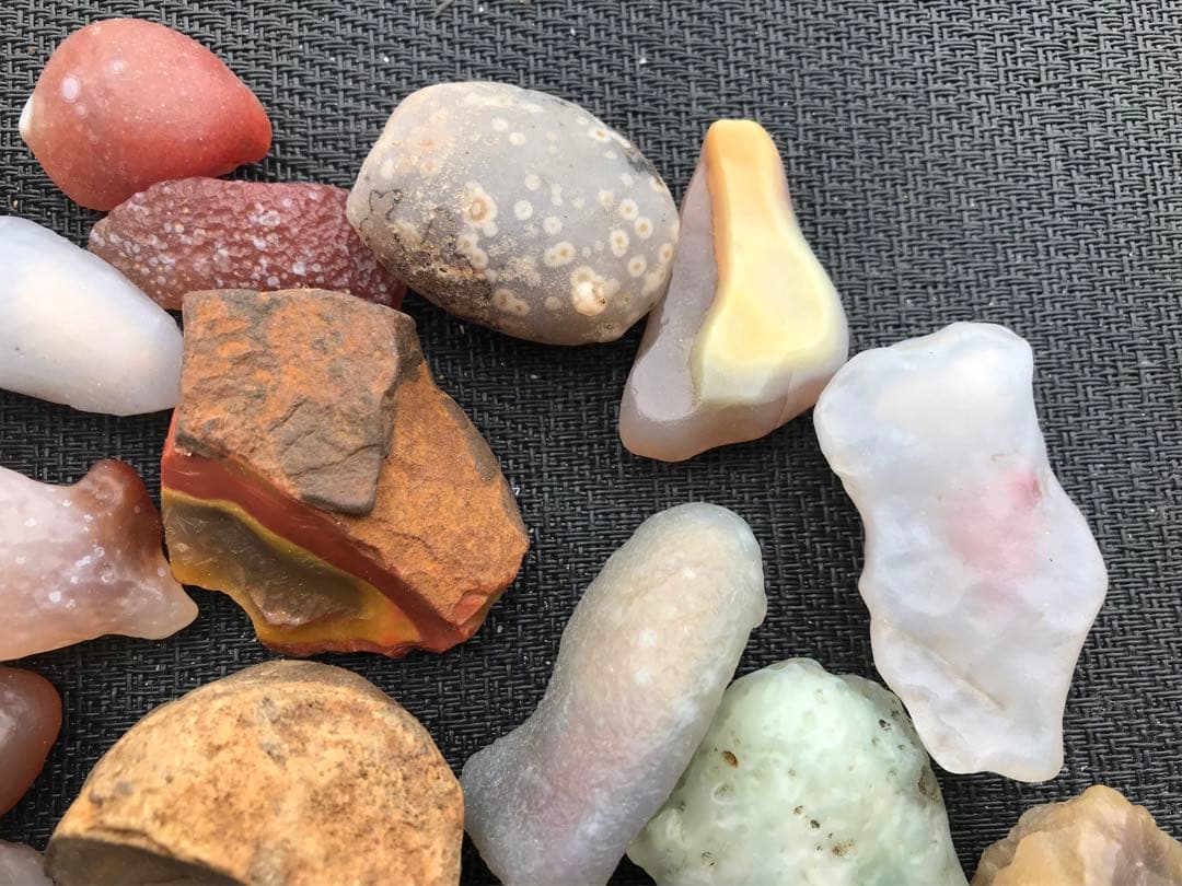 ゴビ石−1268 ゴビ瑪瑙　原石セット 大粒