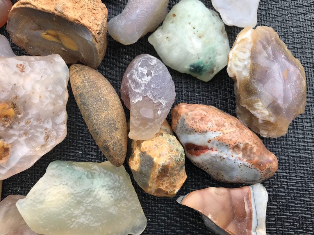 ゴビ石−1268 ゴビ瑪瑙　原石セット 大粒