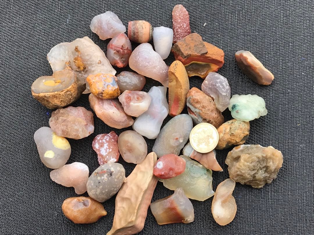 ゴビ石−1268 ゴビ瑪瑙　原石セット 大粒