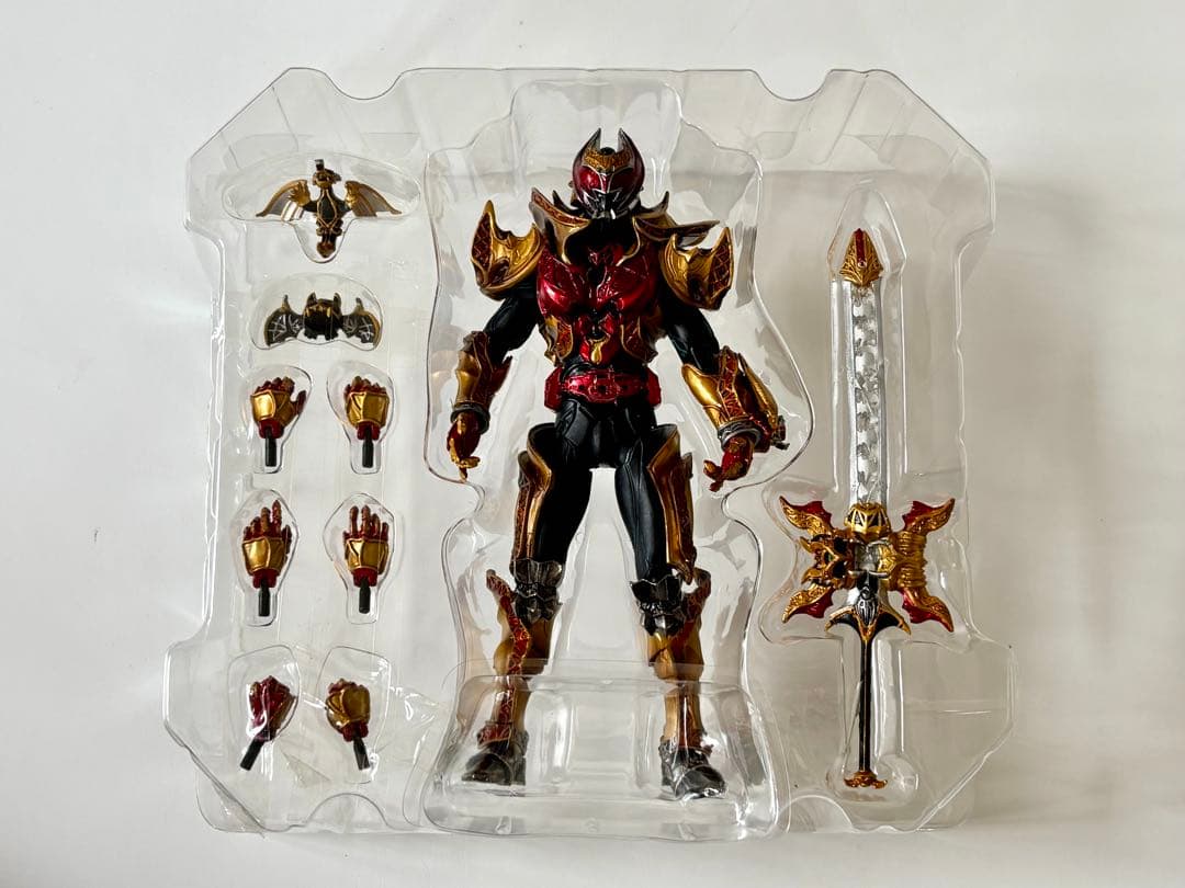 SIC 仮面ライダーキバ エンペラーフォーム バンダイ