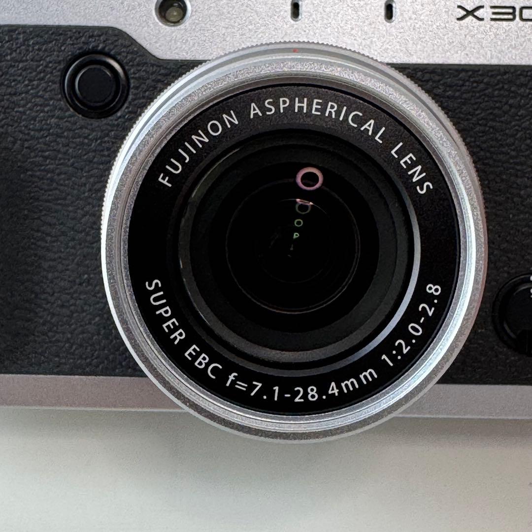 FUJIFILM X30 高級コンパクトデジタルカメラ　オマケ付