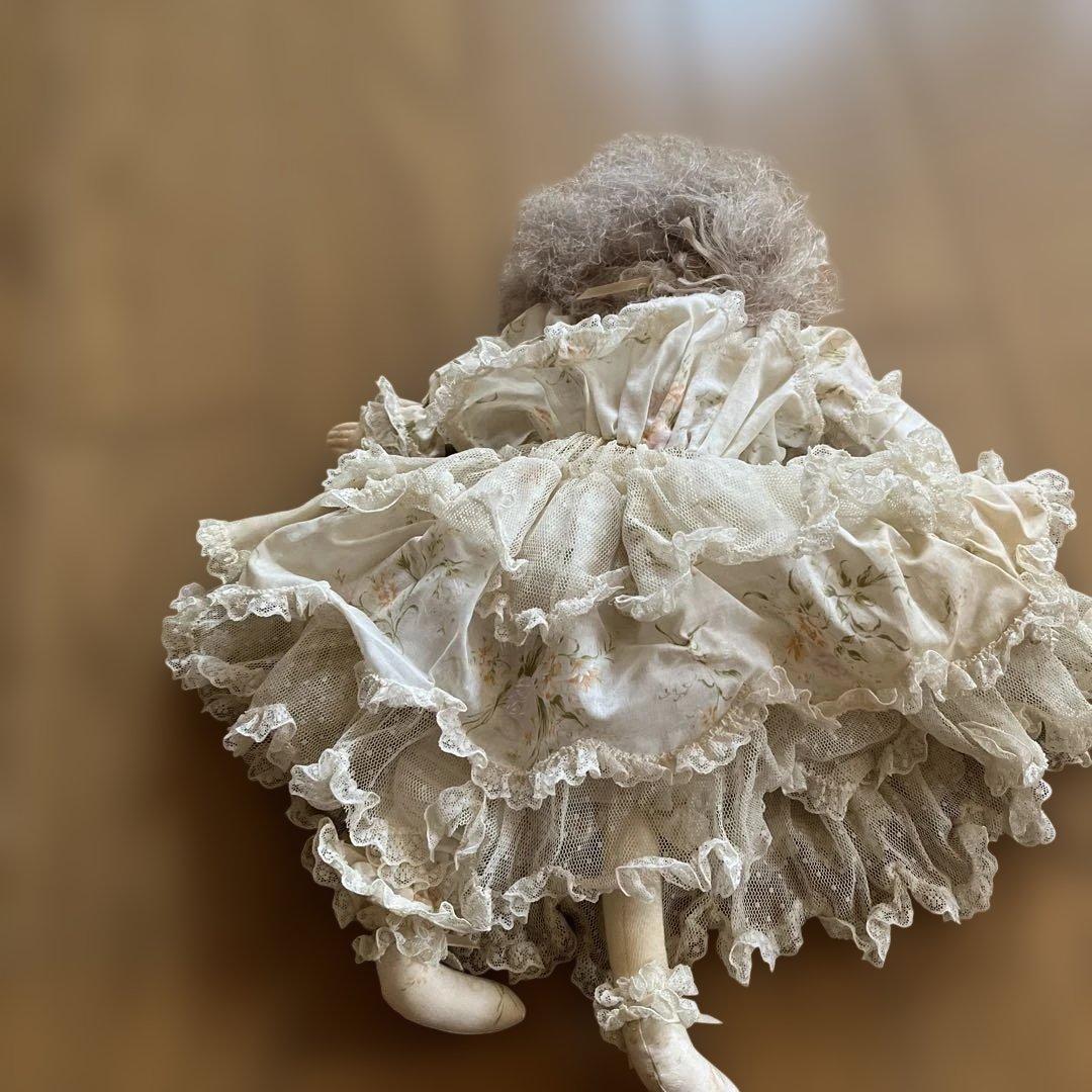 サエラアキアカネハート型クッション付きお人形セット