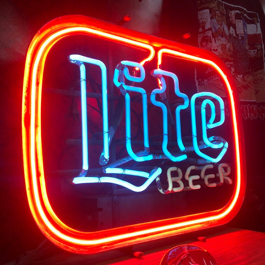 miller coors Budweiser ライトサイン　ネオン　酒場　old
