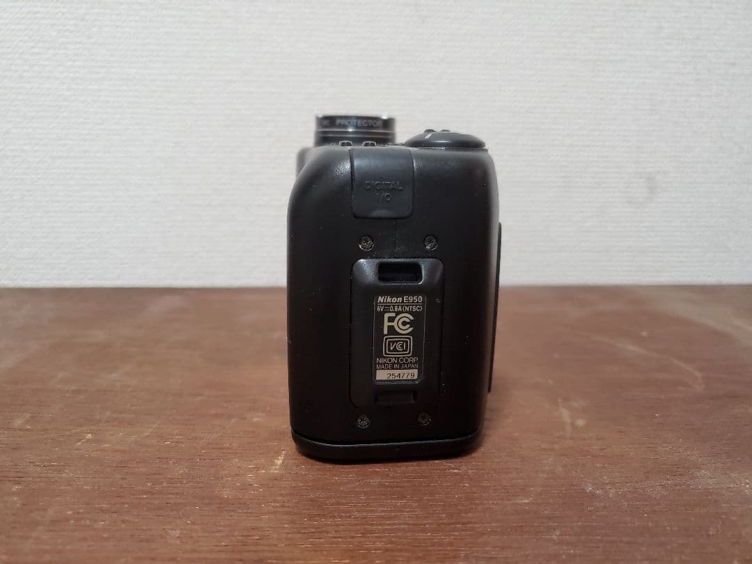 デジタルカメラ NIKON COOLPIX950