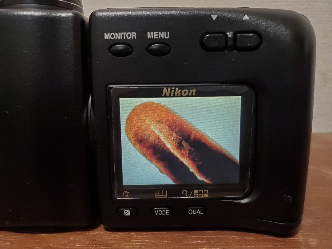 デジタルカメラ NIKON COOLPIX950