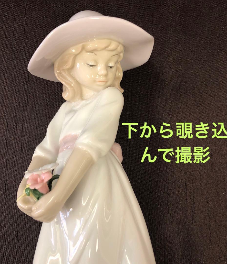 SAVOIR VIVRE London 陶器製　少女　はにかみ乙女