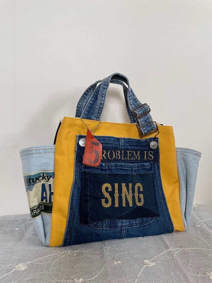 デニムリメイク2wayバッグ　トートバッグ　サイドポケット　Dカン付き