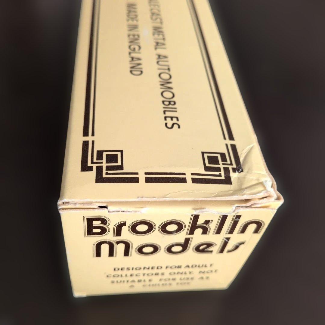 ミニカー Brooklin Models Dodge Pace Car 1/43