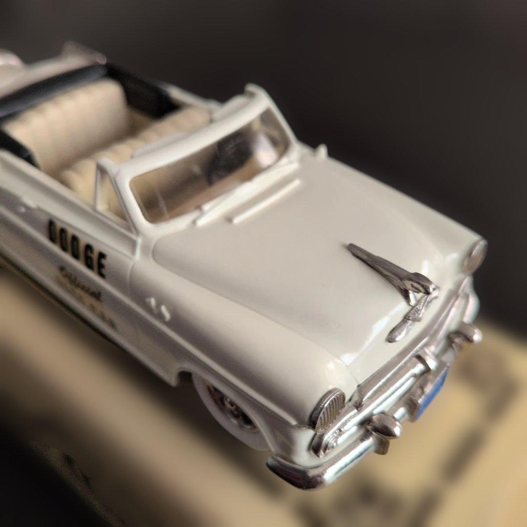 ミニカー Brooklin Models Dodge Pace Car 1/43