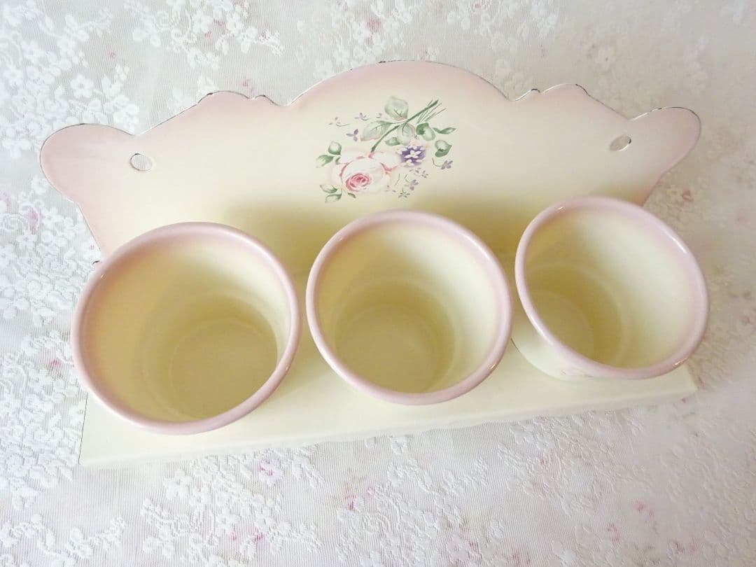 イマン　アンナ　サボンラック　マニーローズ