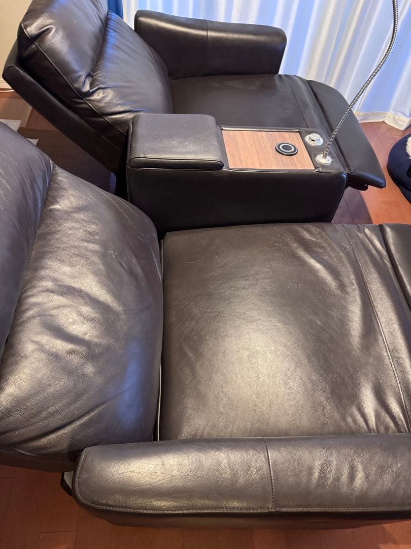 ニトリ2P電動本革リクライニングソファ Nストラス ユニットテーブル付き