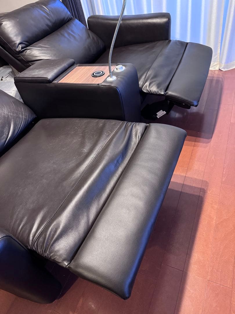 ニトリ2P電動本革リクライニングソファ Nストラス ユニットテーブル付き