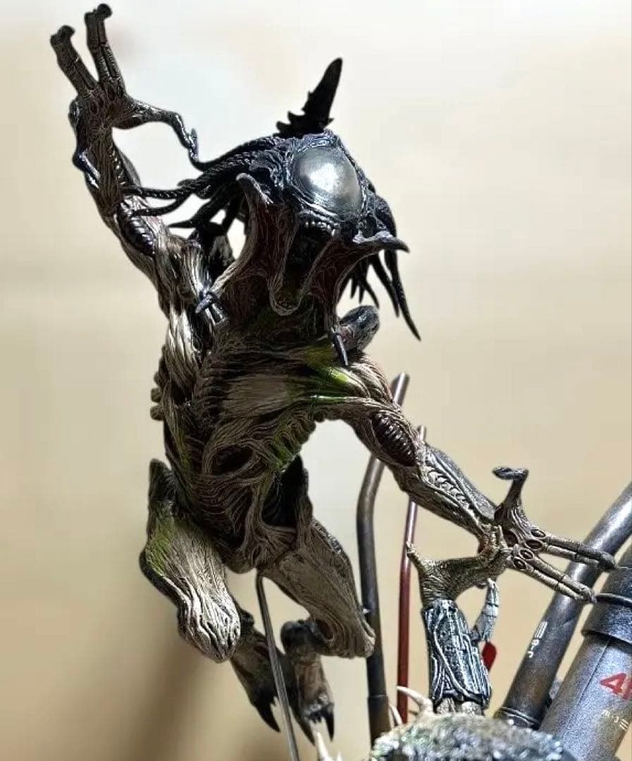 ホットトイズ ジオラマ　AVP2 プレデリアンVSプレデター 美品 輸送箱あり