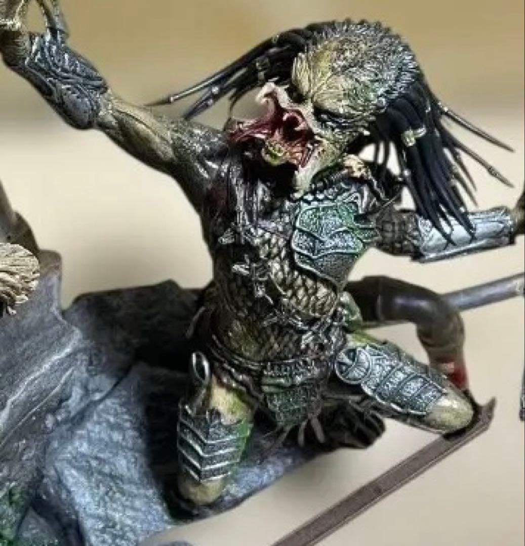 ホットトイズ ジオラマ　AVP2 プレデリアンVSプレデター 美品 輸送箱あり