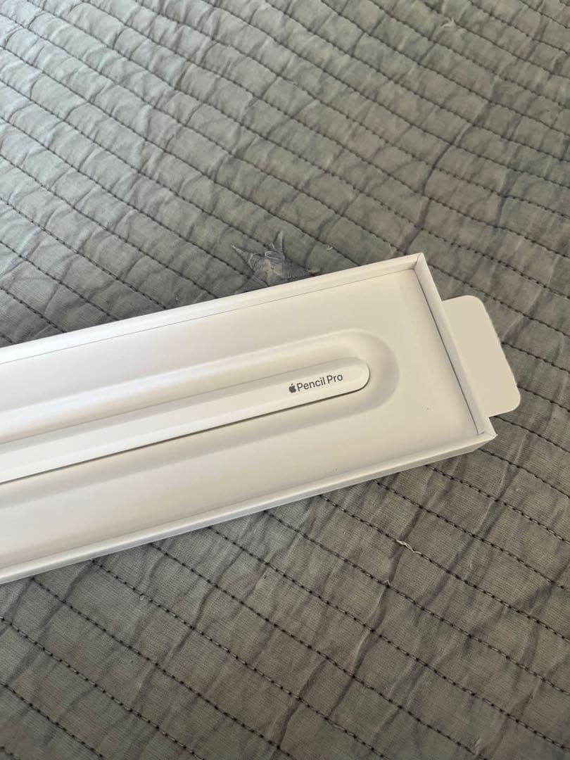 Apple Pencil Pro ホワイト 元箱付き　新品未使用