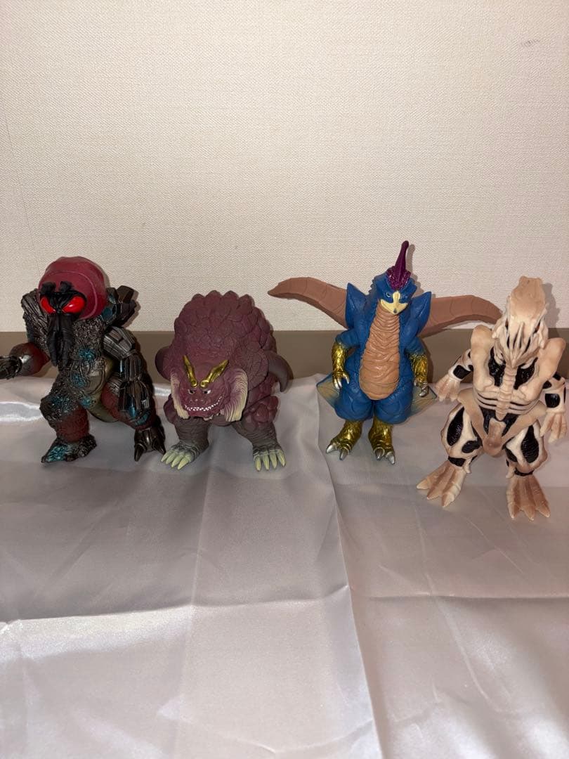 ウルトラマンコスモス 怪獣ソフビセット 一部タグあり