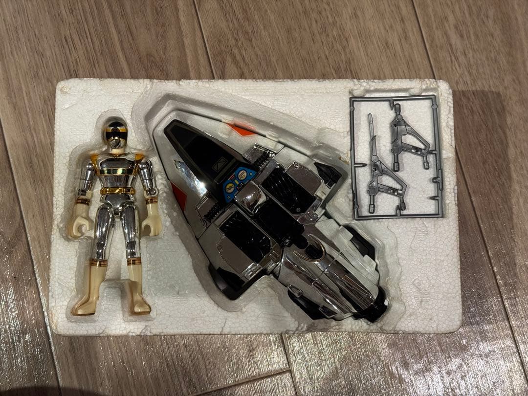 電磁戦隊メガレンジャー オートスライダー メガシルバーレンジャー 1997年