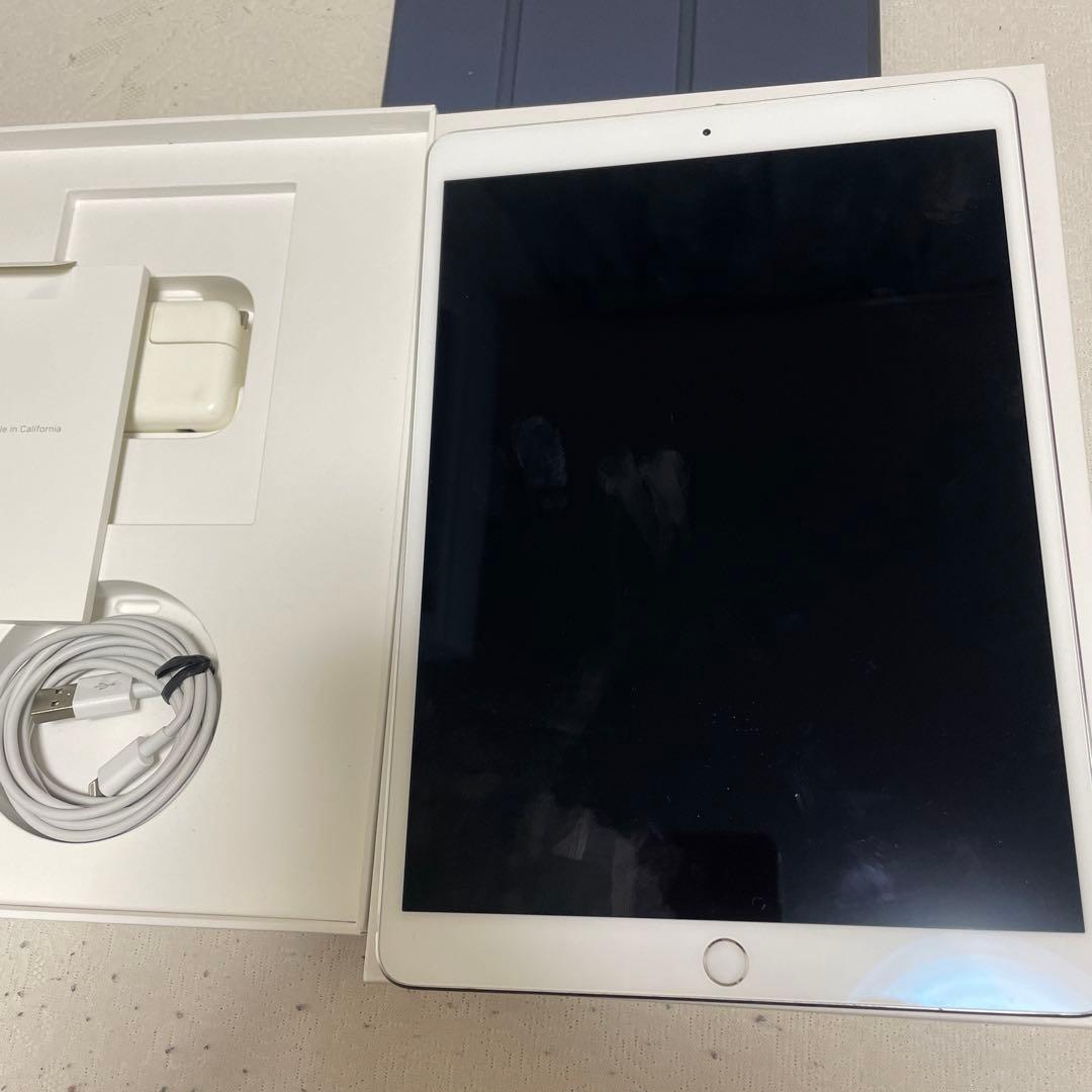 き*む様 Apple iPad Pro (10.5インチ) 64GB バッテリー