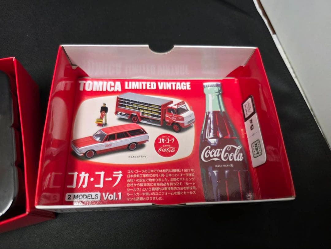TLVコカコーラ2台セット トヨペットクラウンバン ニッサン3.5トントラック