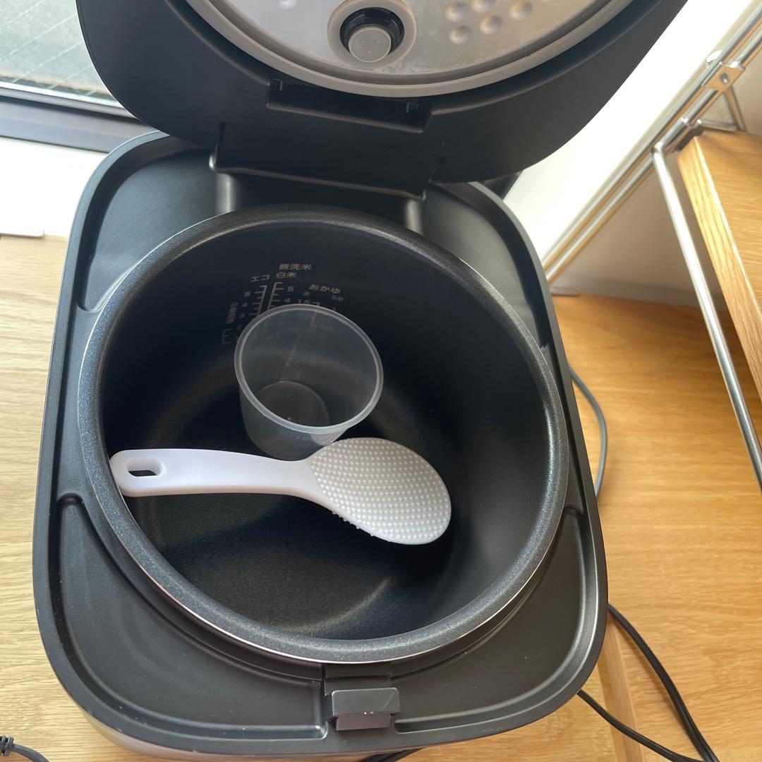 【新生活にピッタリ】シンプル炊飯器 ブラック