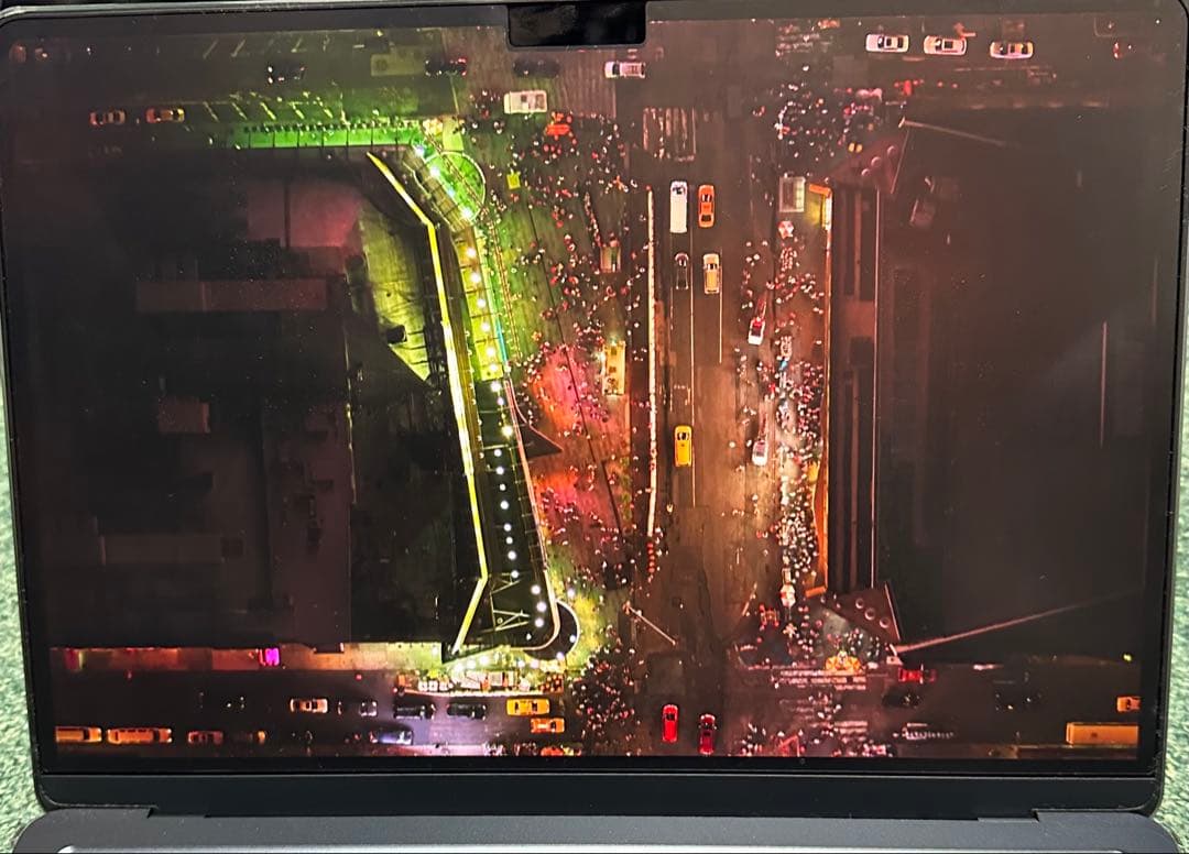 MacBook 13インチAir（M3）RAM16GB SSD512GB