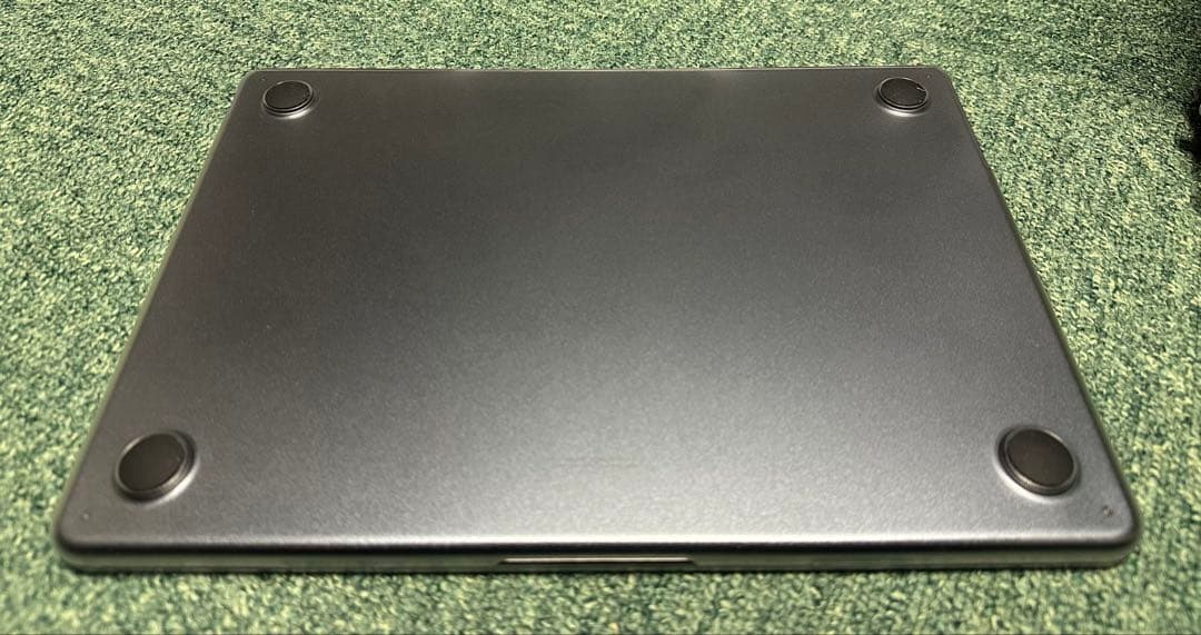 MacBook 13インチAir（M3）RAM16GB SSD512GB